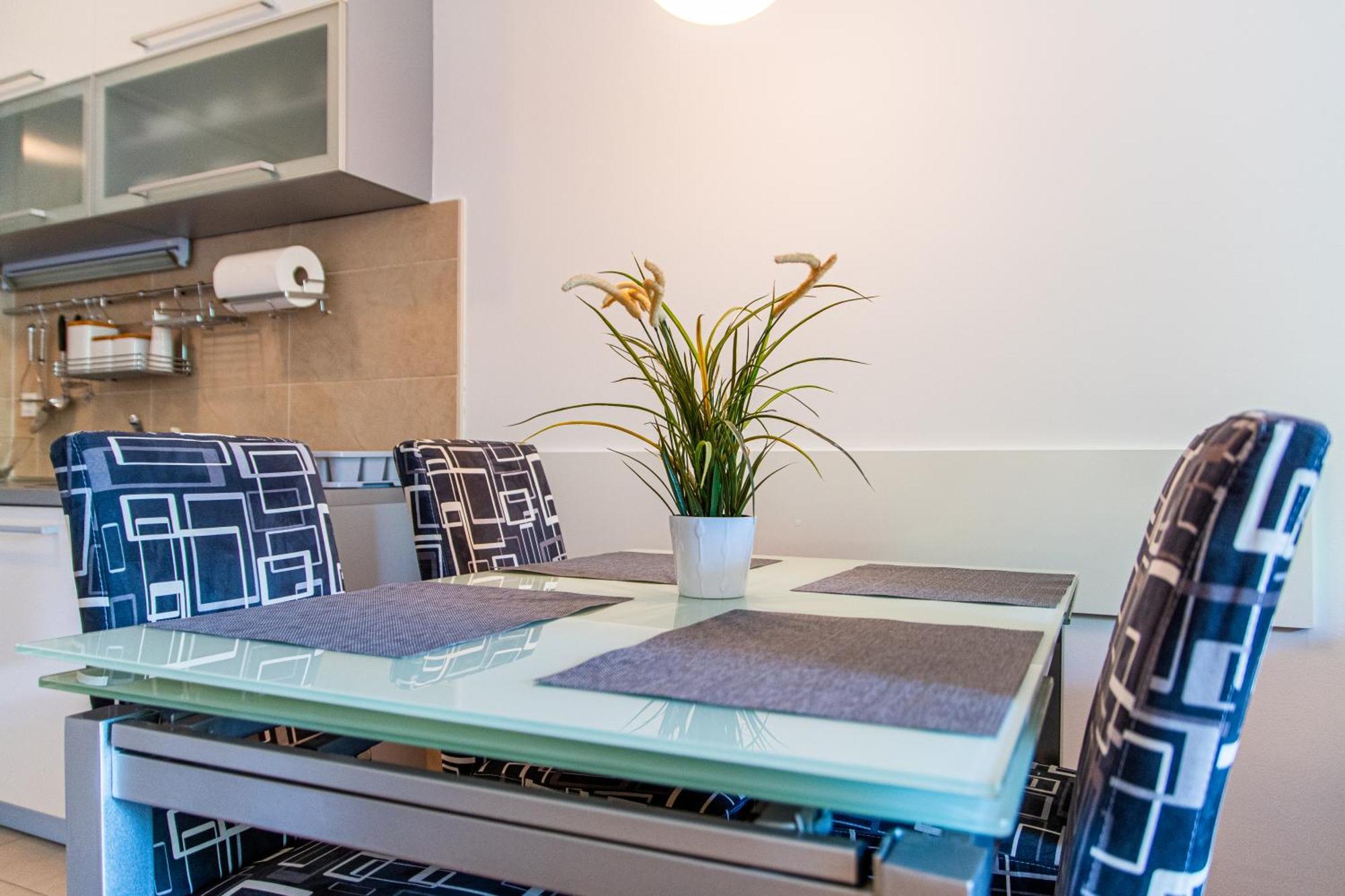 Flexible Selfcheckins 85 - - Garage - Loggia - New * Zagreb