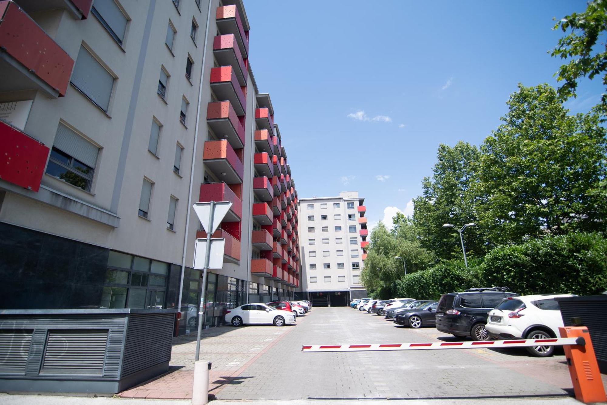 Flexible Selfcheckins 85 - - Garage - Loggia - New Appartamento